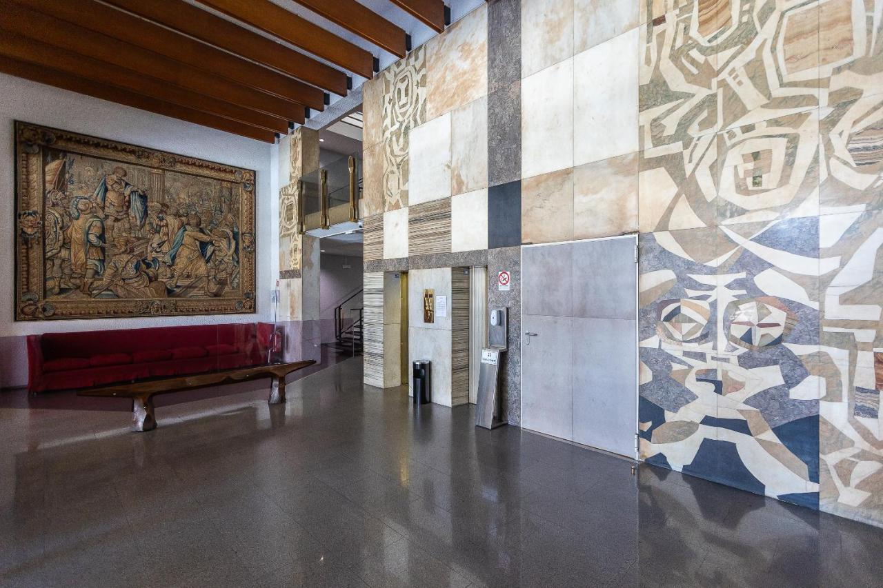 Amazing Via Parigi Apartment Рим Екстериор снимка